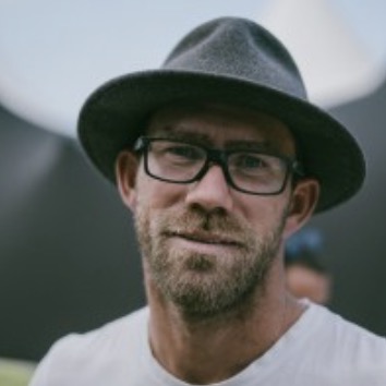 Chris Surf Coach